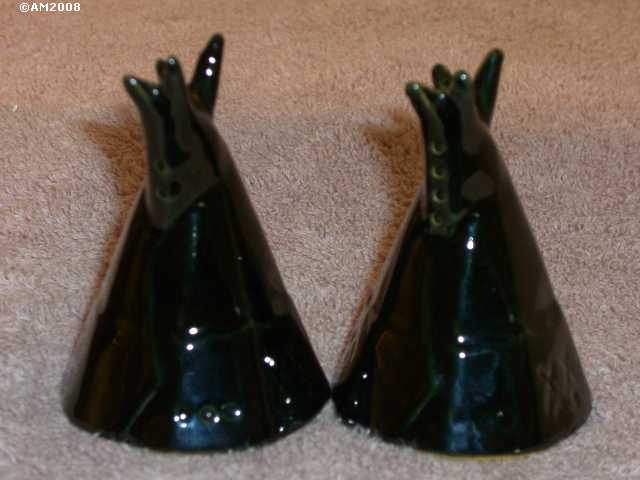 Teepee shakers glazed onyx black